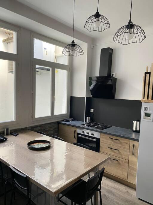 Gite De Tom Et Mag Classe 3 * Clevacances Villa Pontgibaud Exterior photo